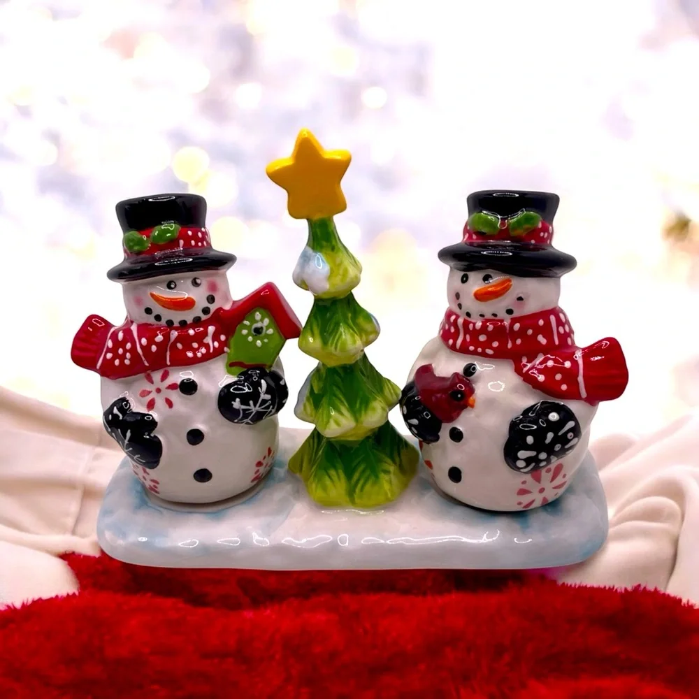 Christmas happy snowman couple. New. Ceramic .